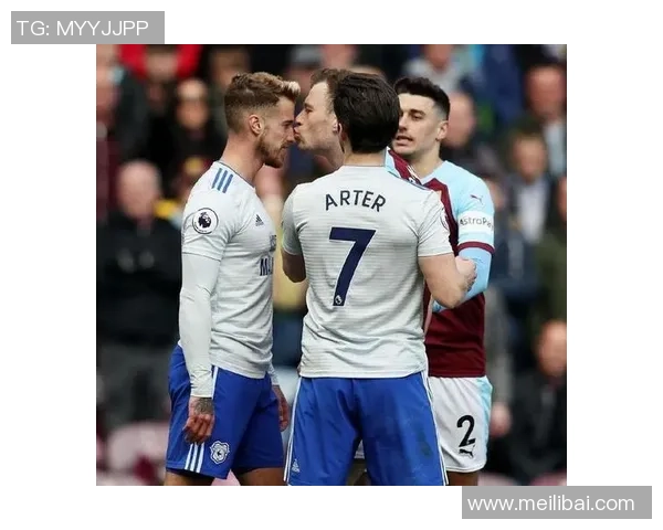 般尼队与狼队激战正酣谁能在英超赛场上笑到最后